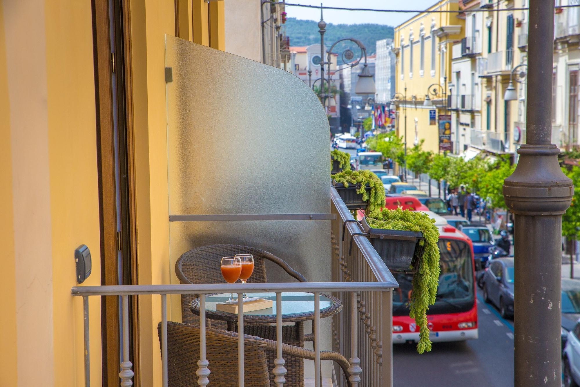 Hotel Sorrento City Esterno foto
