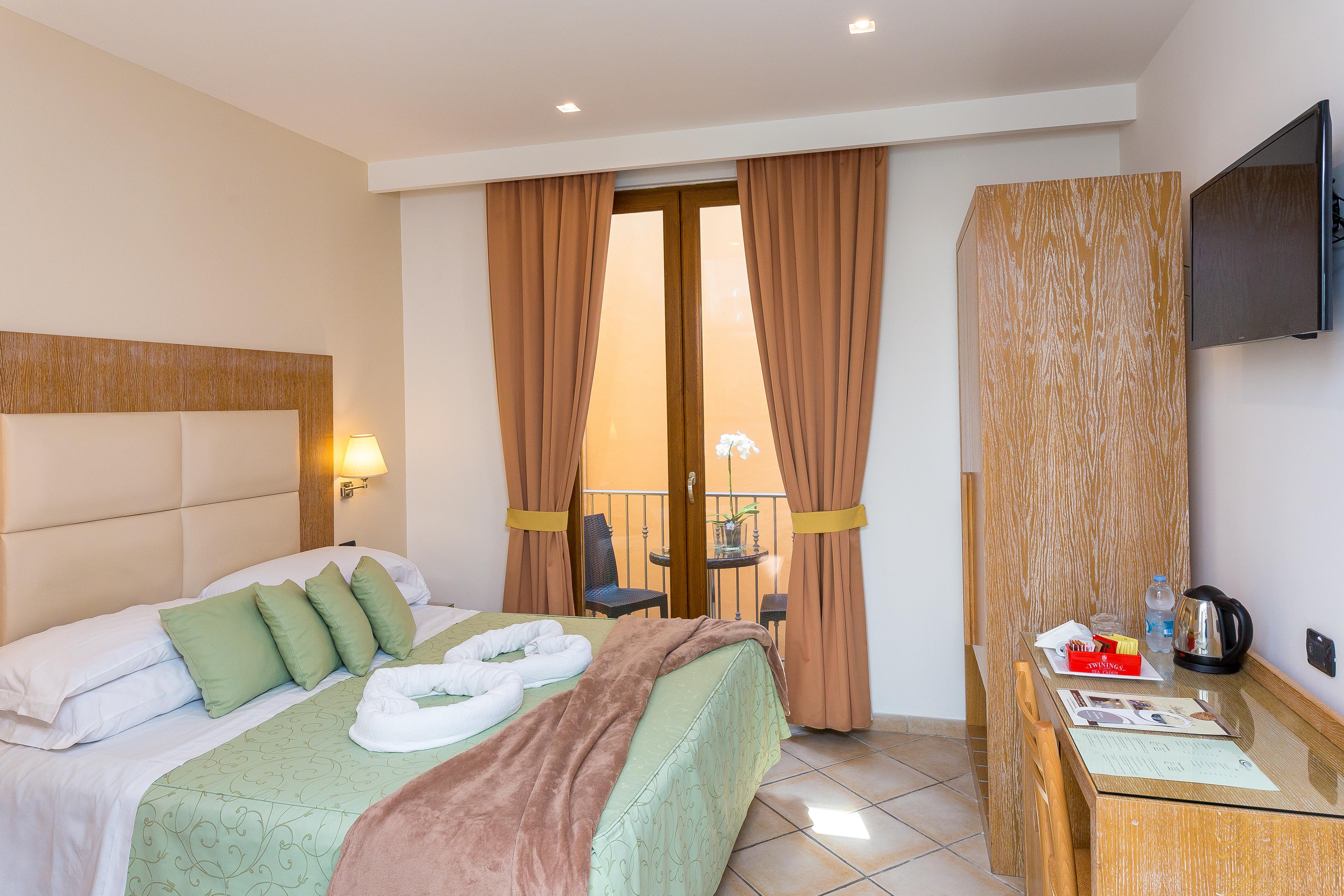 Hotel Sorrento City Esterno foto