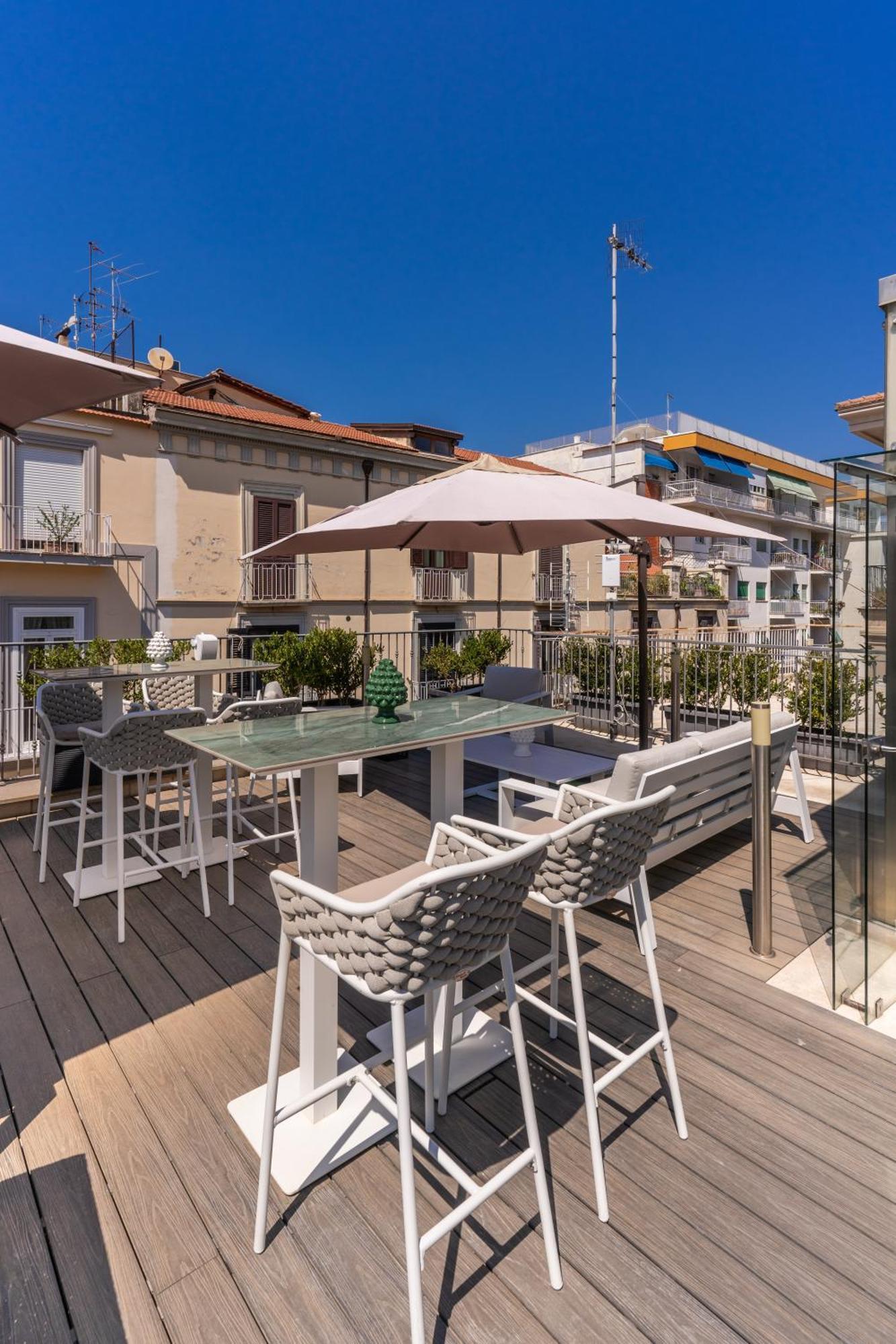 Hotel Sorrento City Esterno foto